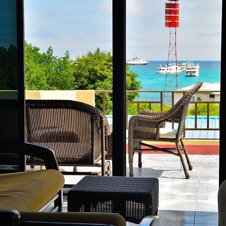 Hostal Cormorant Flightless Puerto Ayora (Galapagos Islands) Exterior photo